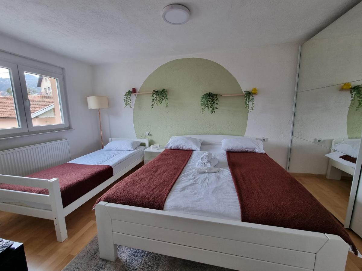 Green Hill + Free Garage Сараево Экстерьер фото